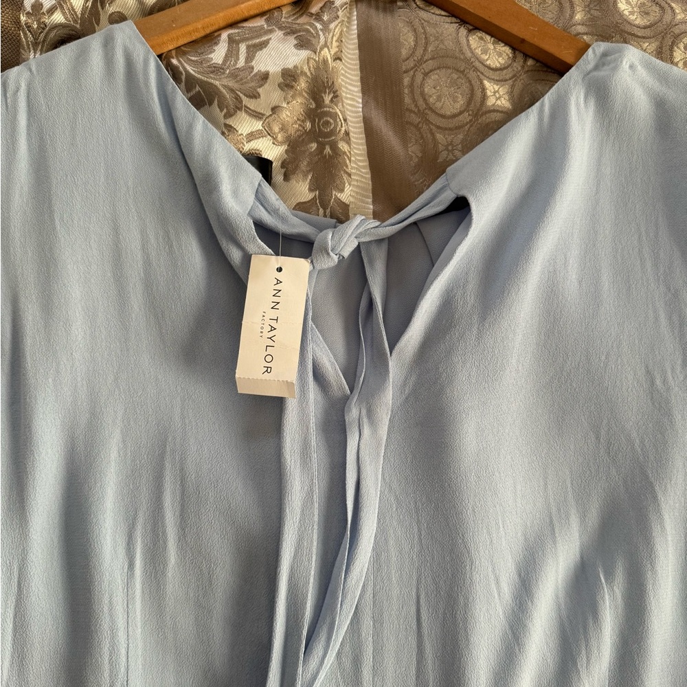 Ann Taylor Blouse brand new